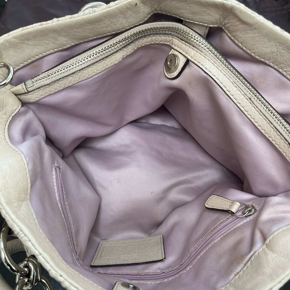 ✨Rare Find✨ Vintage Authentic Limited Edition Coach Embossed Python Lilac Bag - Picture 7 of 11